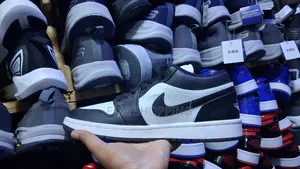 Photo - Nike Air Jordan '' Black White ''