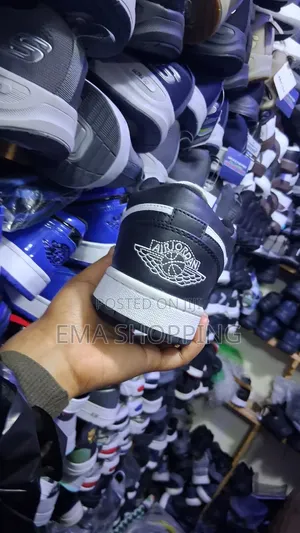 Nike Air Jordan '' Black White ''