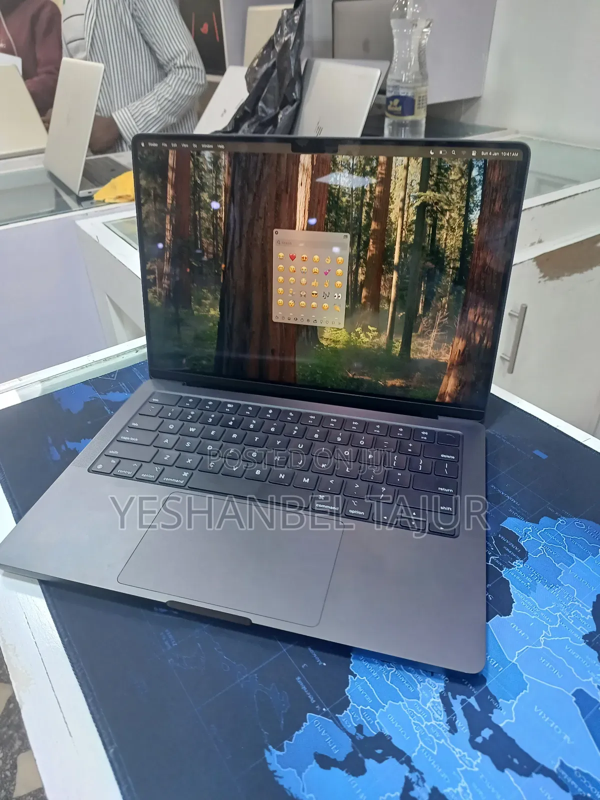 New Laptop Apple MacBook Pro 2024 M3 14-Inch 18GB Apple M3 Pro SSD 1T