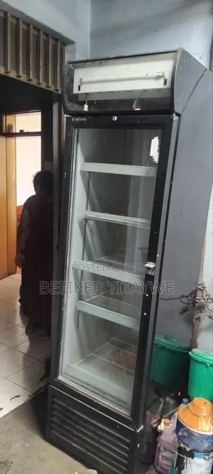 Fefrigerator