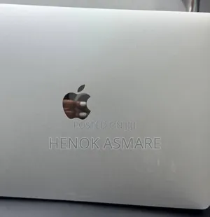 New Laptop Apple MacBook Pro 2017 8GB Intel Core I5 SSD 128GB