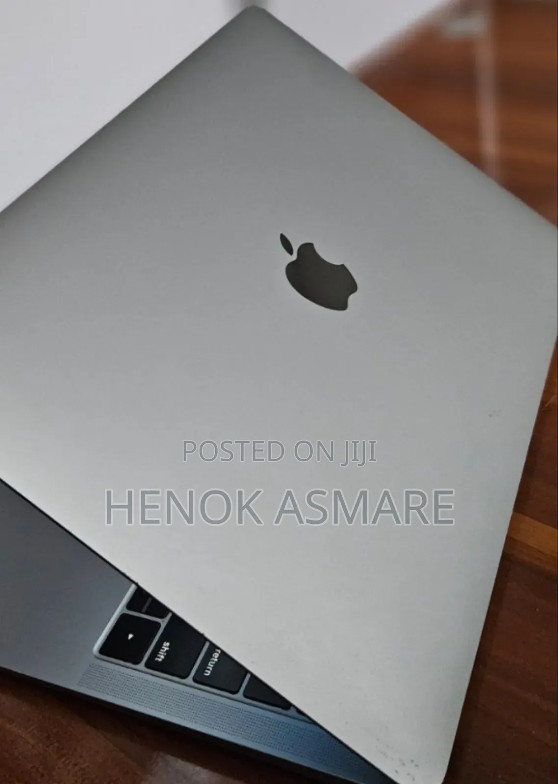 New Laptop Apple MacBook Pro 2019 8GB Intel Core I5 SSD 128GB