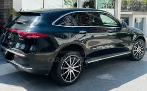 Mercedes-Benz EQC EQC400 4MATIC 2022 Black