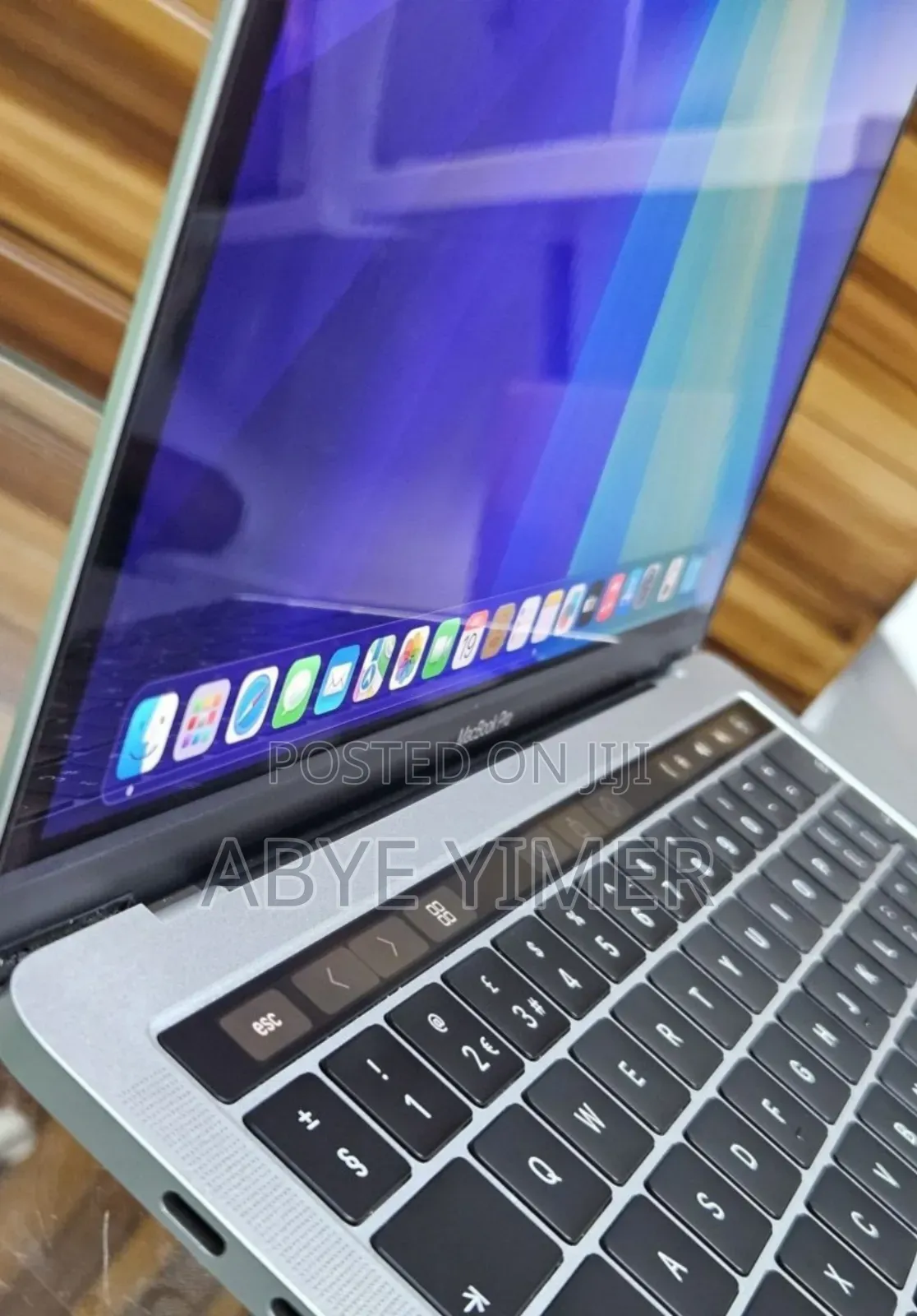 New Laptop Apple MacBook Pro 2019 8GB Intel Core I5 SSD 128GB