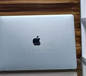 New Laptop Apple MacBook Pro 2019 8GB Intel Core I5 SSD 128GB