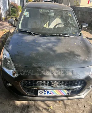 Suzuki Swift 2021 Gray