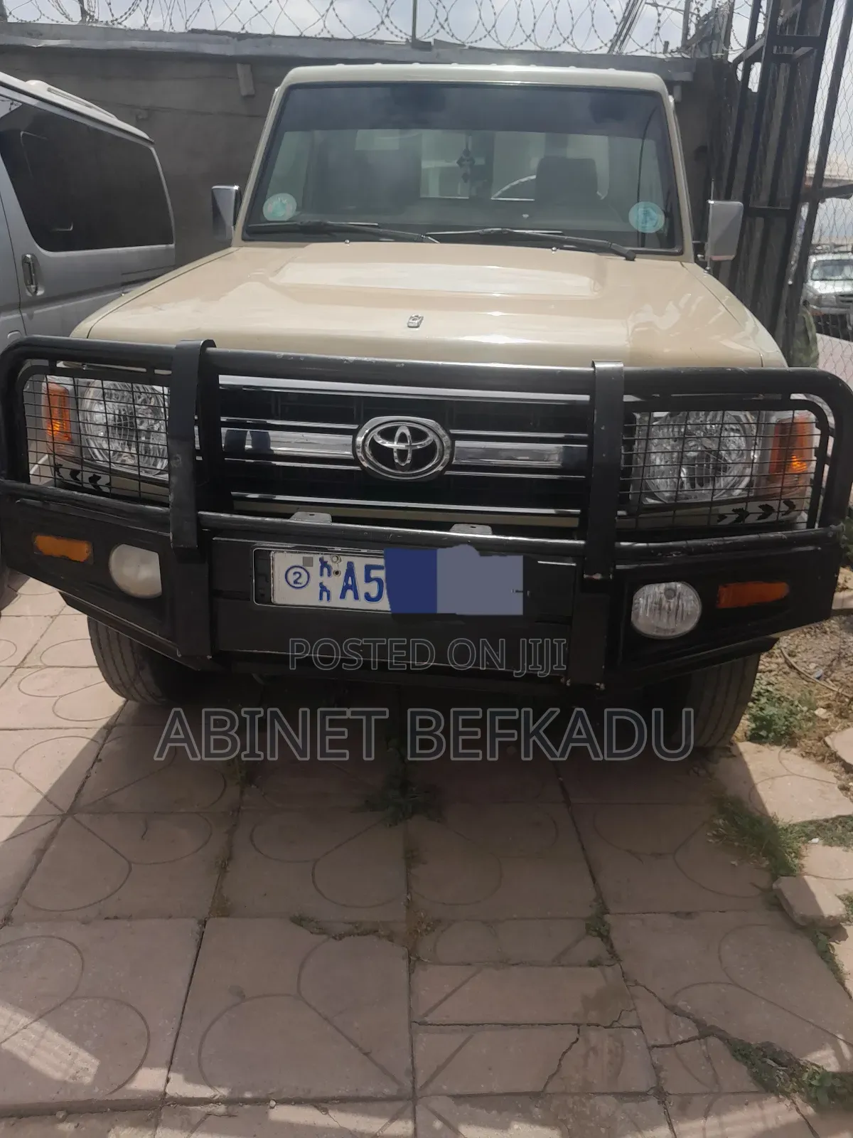 Toyota Hilux 2012 Ivory