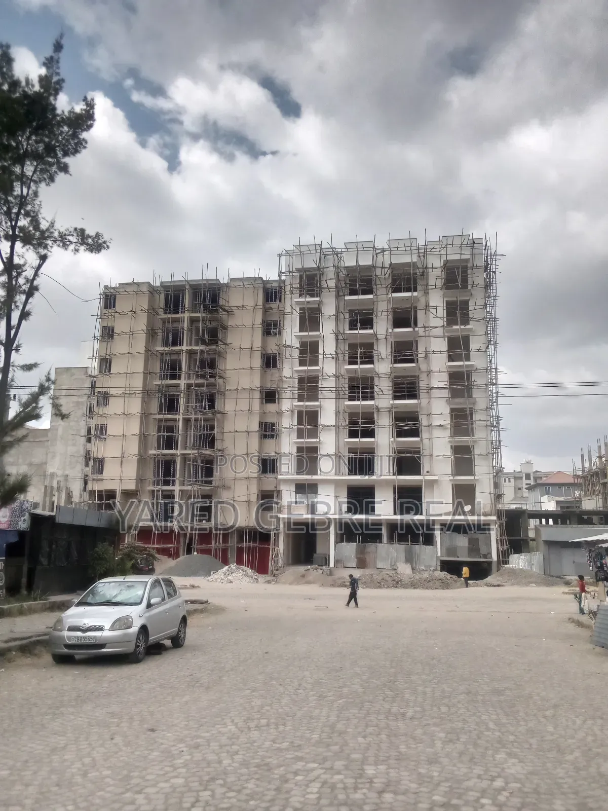 3bdrm Apartment in Bsd Real Estate, Yeka for sale