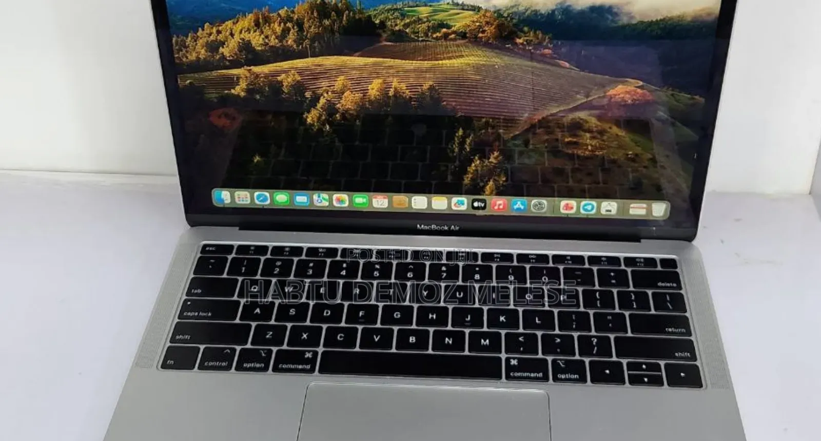 New Laptop Apple MacBook Air 2019 8GB Intel Core I5 SSD 256GB