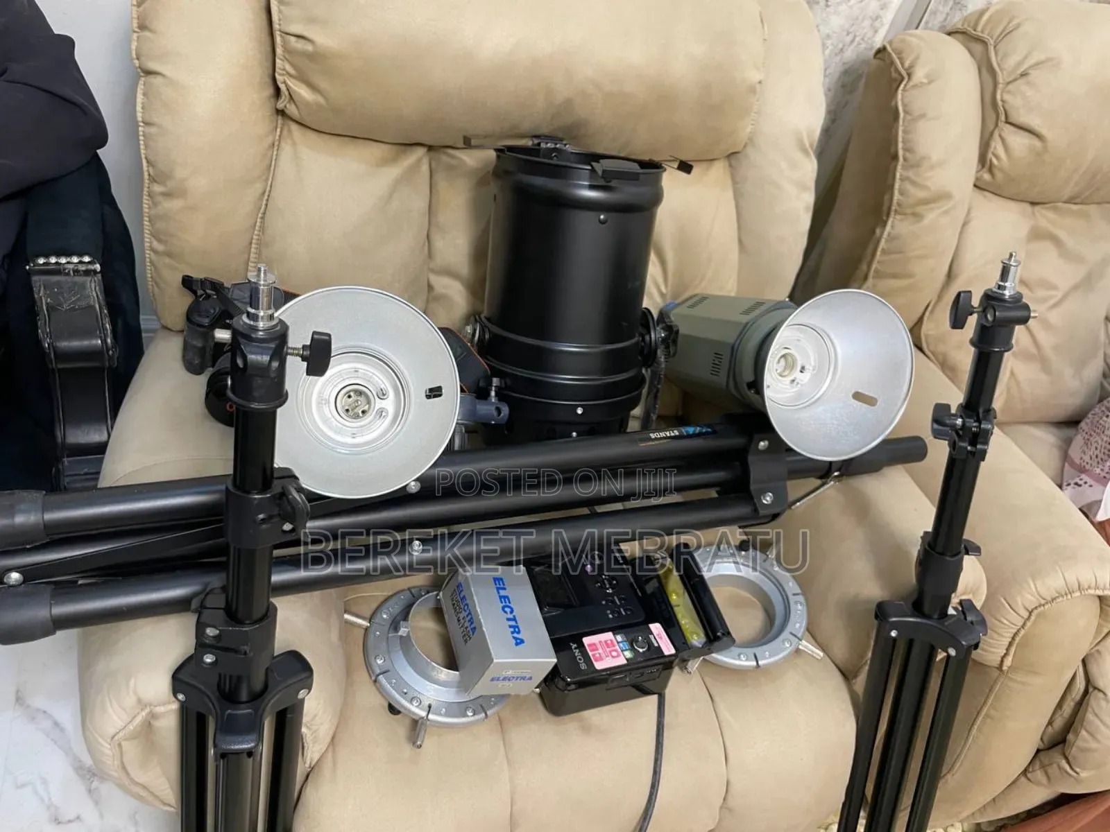 Urgent Sale ! Kaol Professional Studio Light