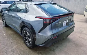 Toyota bZ4X 2023 Gray