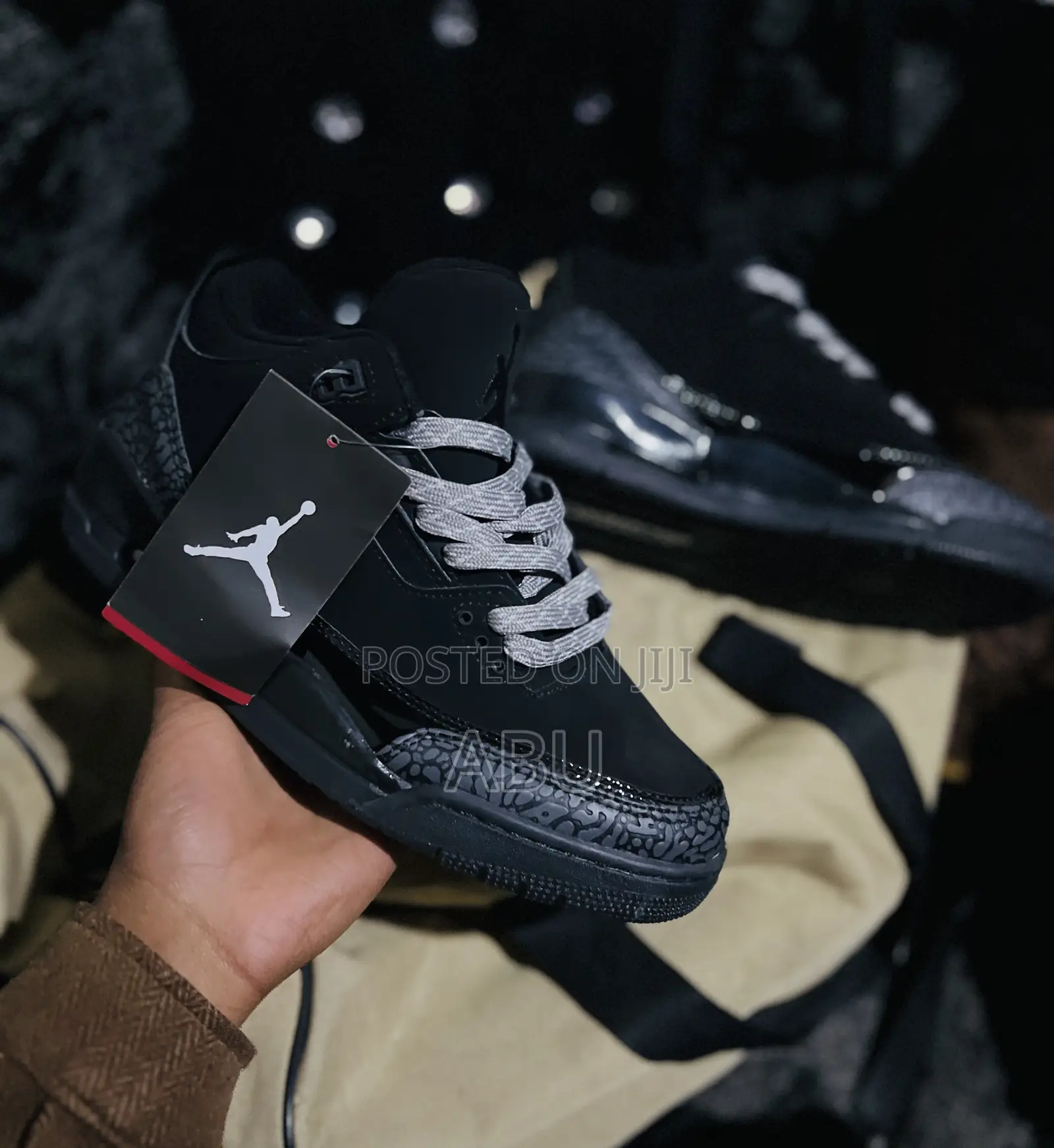 Jordan 3 Blackout
