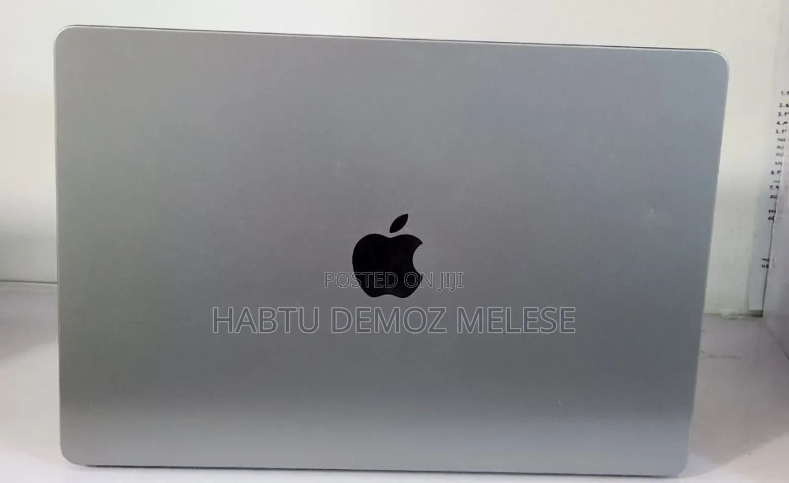 New Laptop Apple MacBook Air 2022 M2 8GB Intel Core I7 SSD 256GB