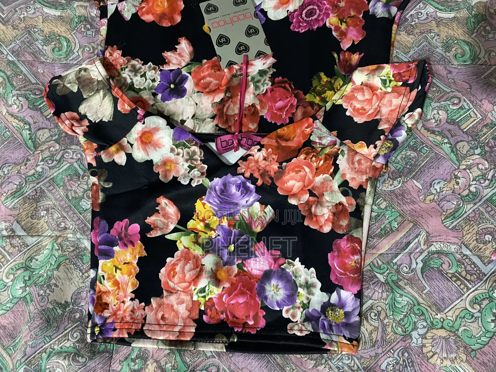 Black Floral Print Crop Top