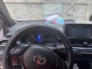 Toyota C-HR 2019 Silver