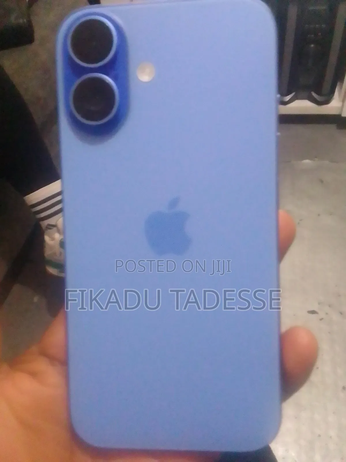 New Apple iPhone 16 256 GB Blue