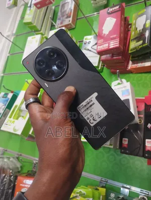 Photo - New Tecno Camon 30 256 GB Black