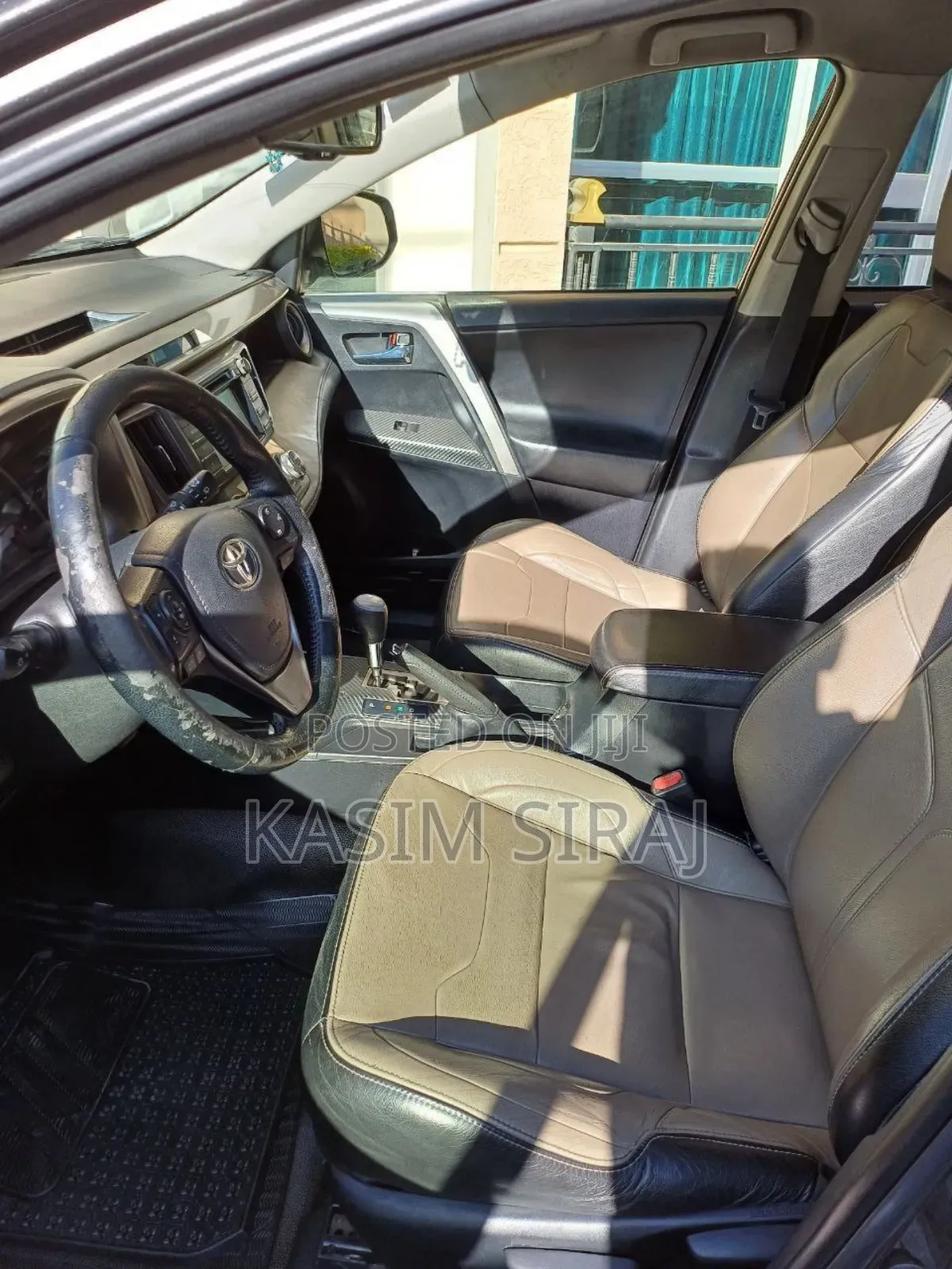 Toyota RAV4 LE 4dr SUV (2.5L 4cyl 6A) 2015 Gray