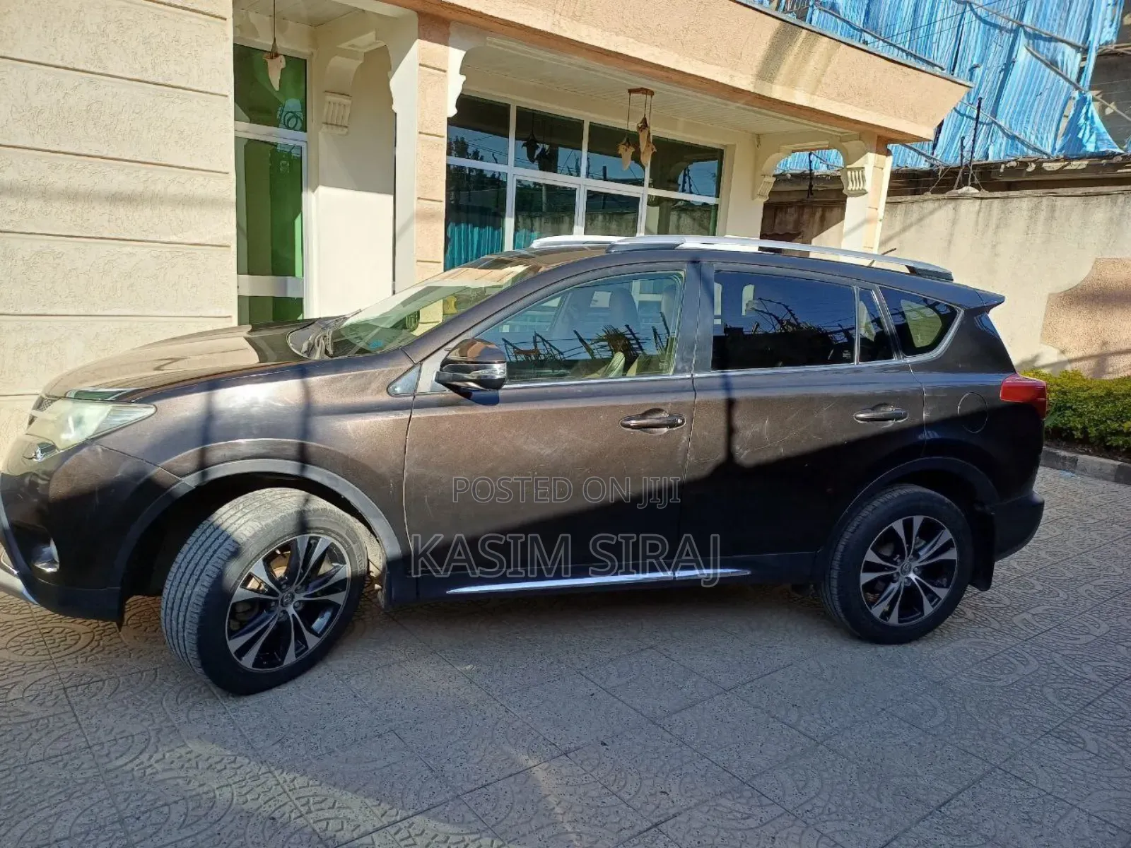 Toyota RAV4 LE 4dr SUV (2.5L 4cyl 6A) 2015 Gray