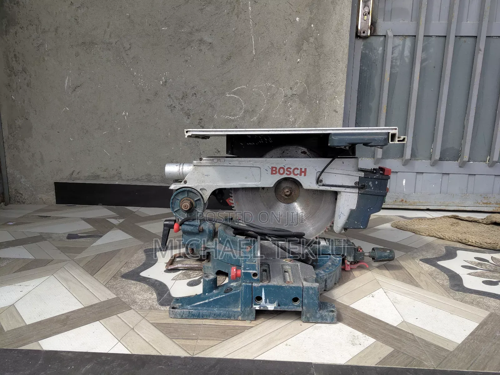 የአሉሚኒየም መቁረጫ/Aluminium Cutting Machine/ Miter Saw