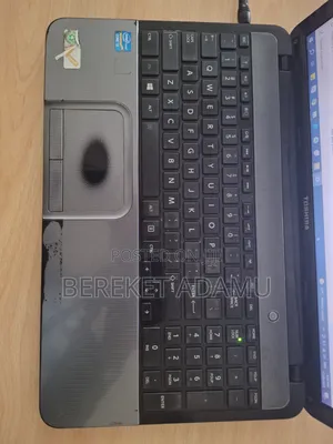 Laptop Toshiba Satellite L850 12GB Intel Core I3 HDD 500GB