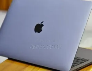 Photo - New Laptop Apple MacBook Pro 2019 16GB Intel Core I5 SSD 1T