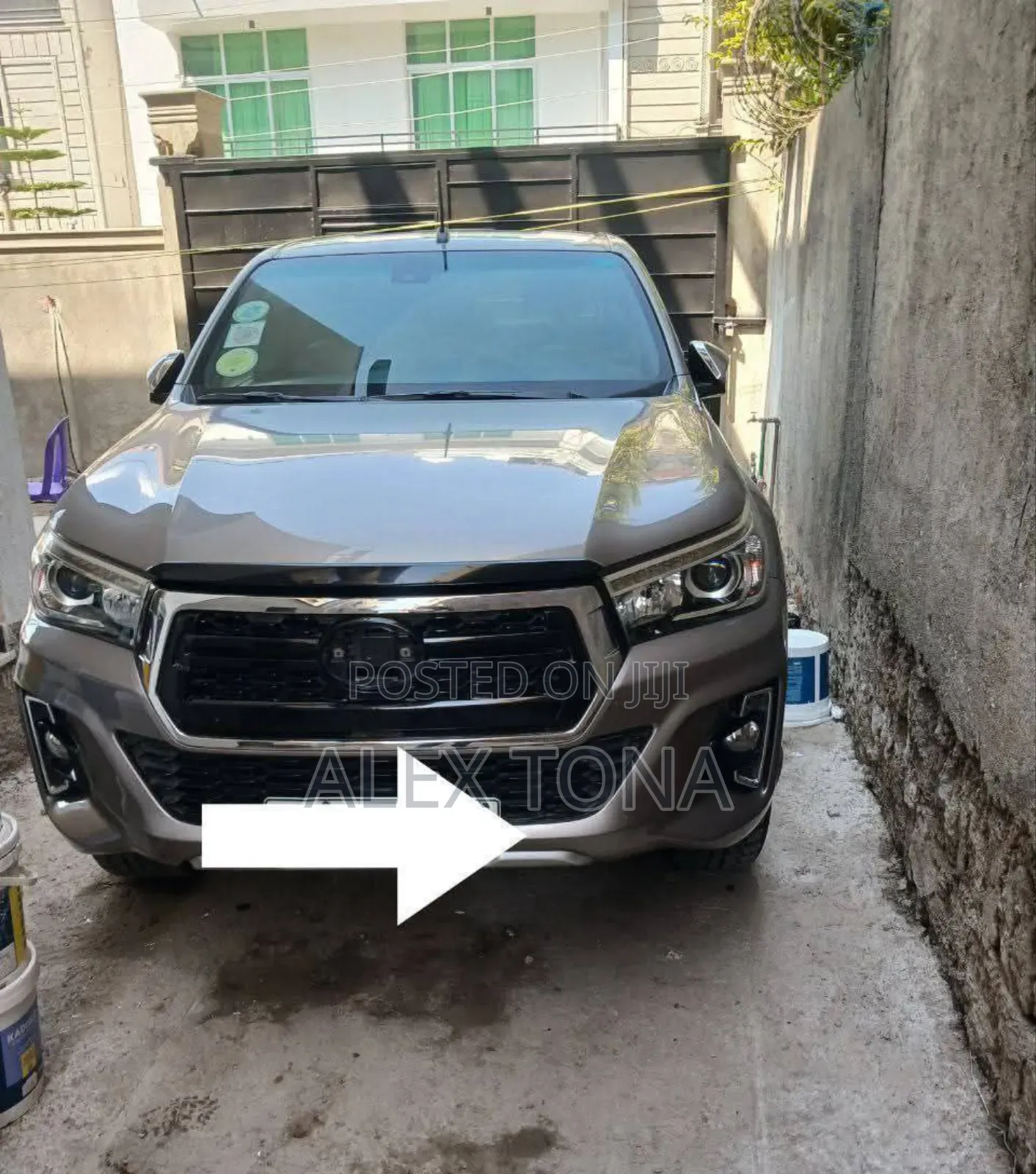 Toyota Hilux 2019 Gray