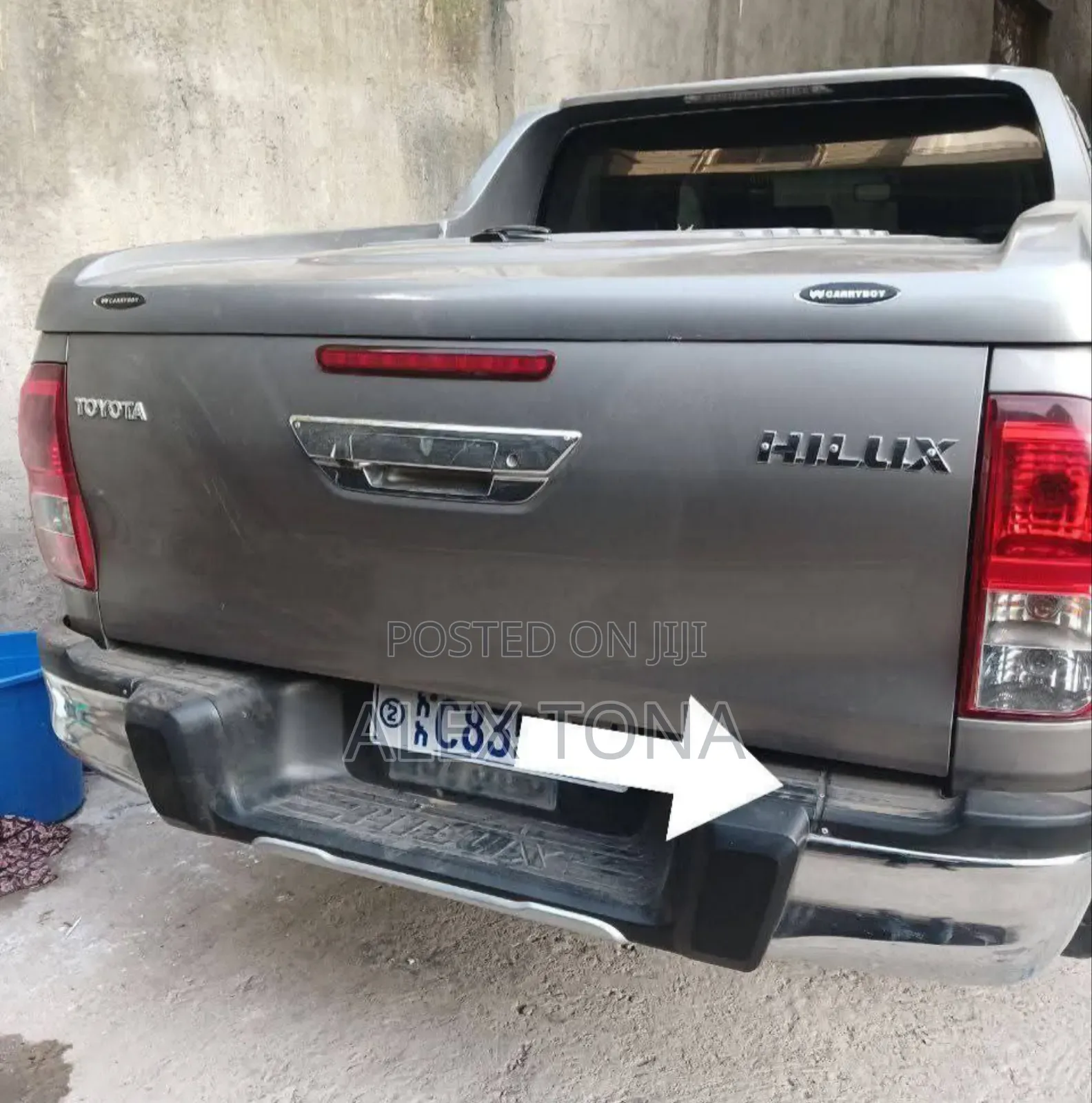 Toyota Hilux 2019 Gray