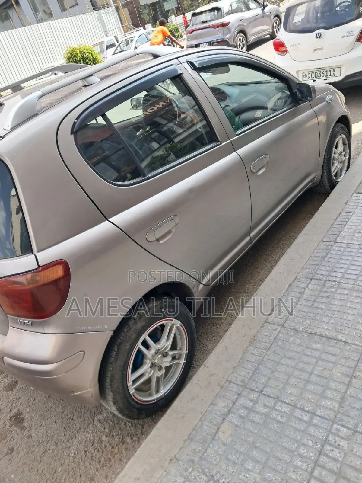 Toyota Vitz 2004 Gold