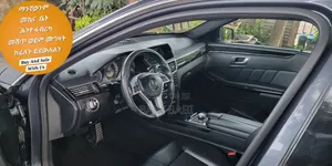 Mercedes-Benz E200 2013 Blue