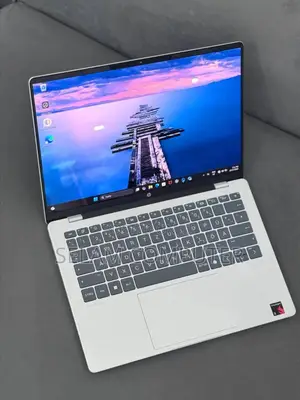 Photo - New Laptop HP EliteBook 840 16GB AMD Ryzen 5 SSD 512GB