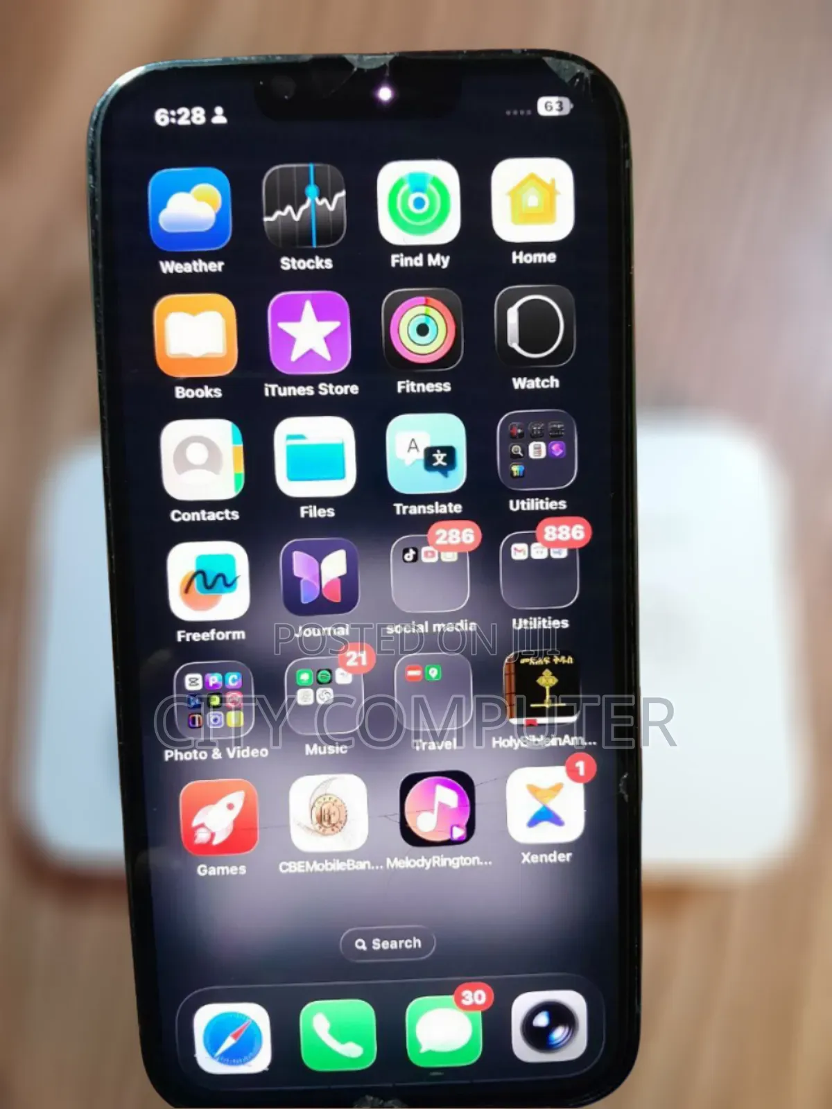 New Apple iPhone 11 64 GB Green