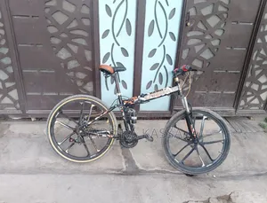 Photo - Land Rover Bicycle