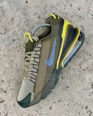 Photo - New Nike Air Max Roam Green Fashion Sneaker