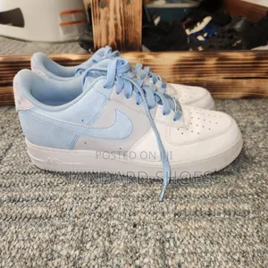 # Nike Air Force 1 Low '07 Lv8