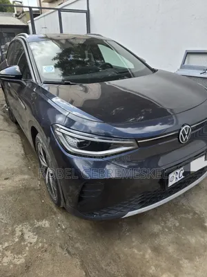 Photo - Volkswagen ID.4 2022 Matt Black