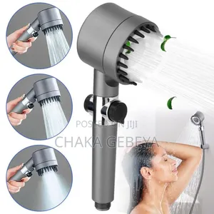 Water-saving Shower Head With 360 Rotation