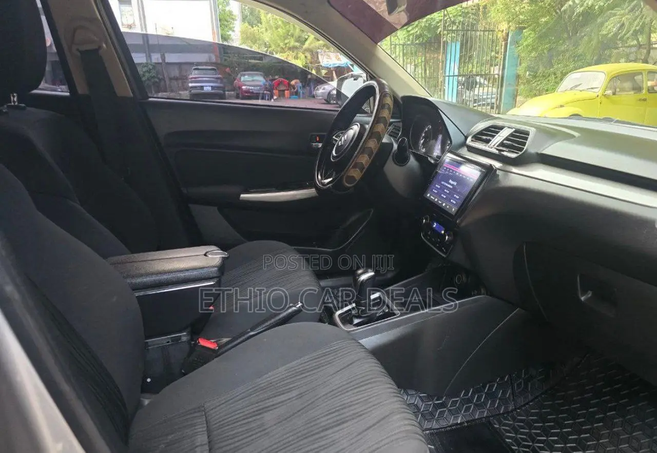 Suzuki Dzire 2022 Off white