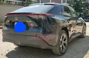 Toyota bZ4X 71.4 kWh FWD 2023 Black