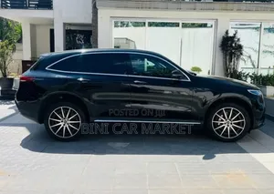Mercedes-Benz EQC EQC400 4MATIC 2022 Black