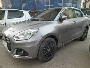 Photo - Suzuki Dzire 2022 Silver