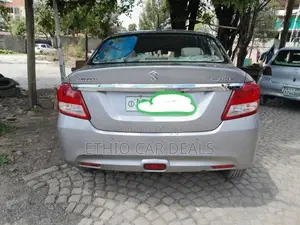 Suzuki Dzire 2022 Silver