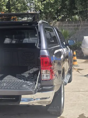 Toyota Hilux 2017 Gray