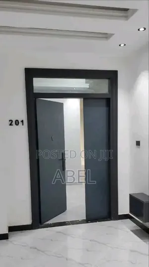 Victorvictor + Metallic በር ድርጅት