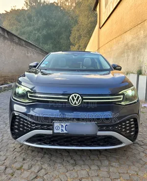 Photo - Volkswagen ID.6 2023 Blue