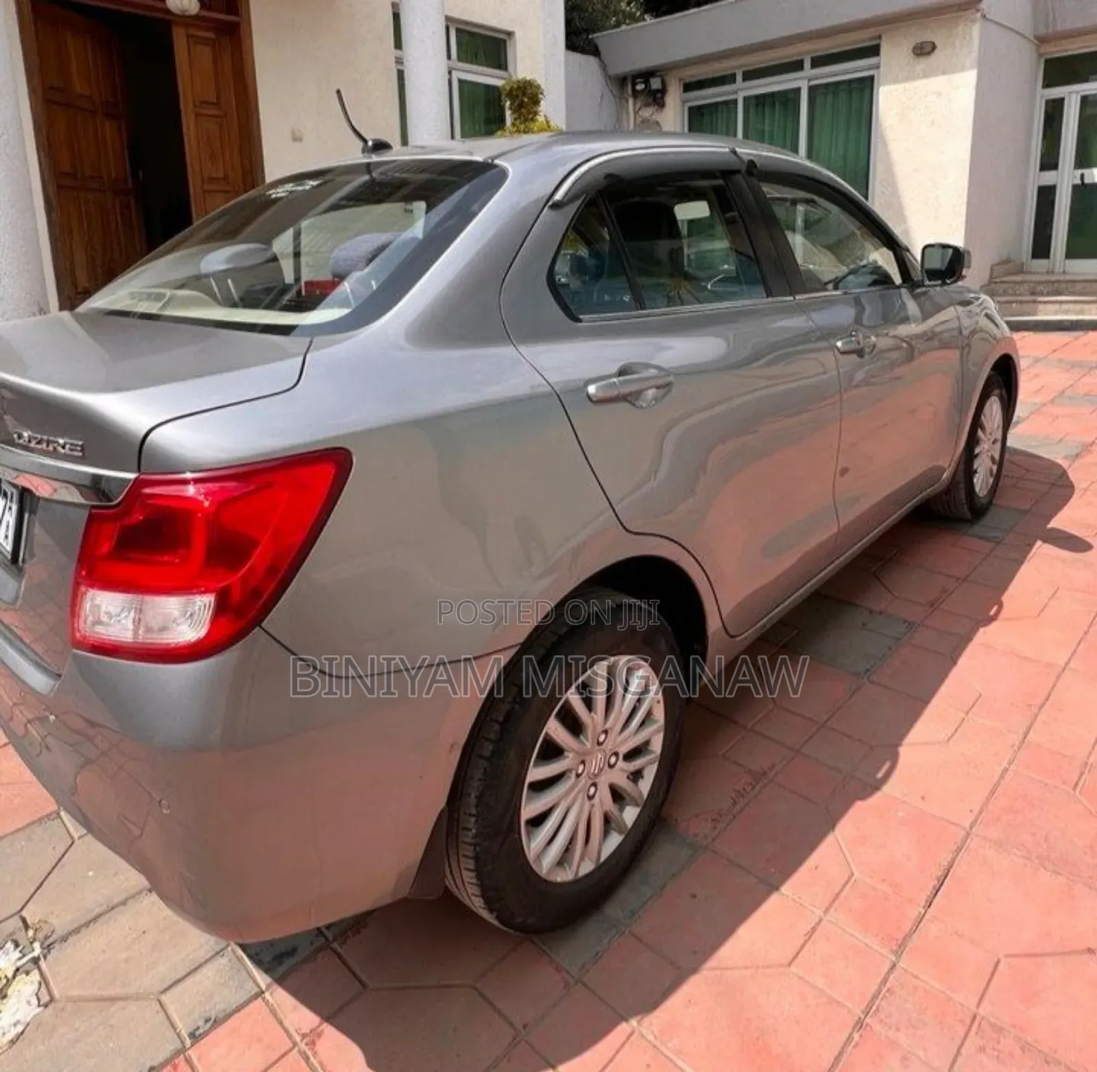 Suzuki Dzire 2022 Silver