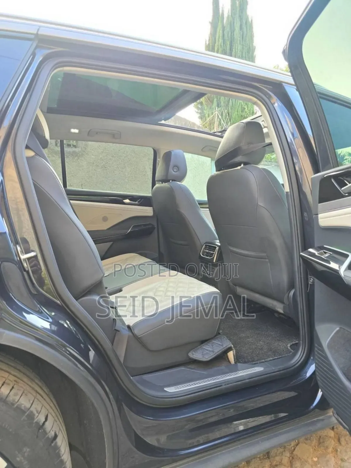 Volkswagen ID.6 2023 Blue