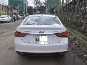 Chery Arrizo 5 2023 White