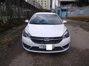 Photo - Chery Arrizo 5 2023 White