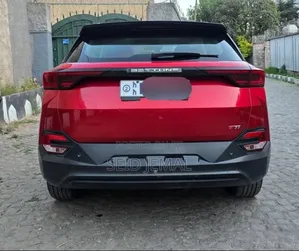 Bestune T77 1.2 FWD 2022 Red